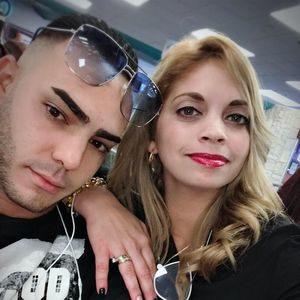 Meet your Posher, Lily